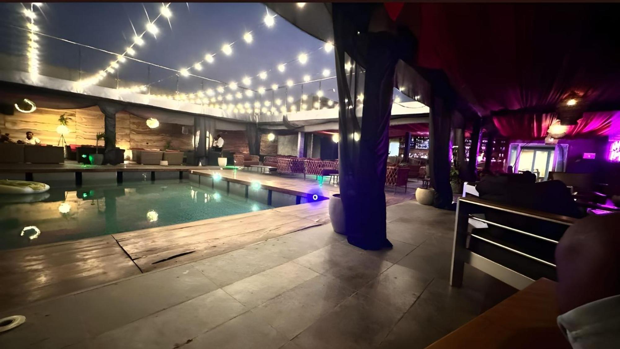 Mai Hotel Conakry Exterior photo